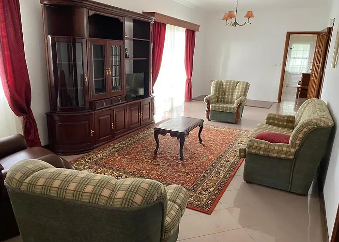 Tropical House 度假居 蓬塔德尔加达